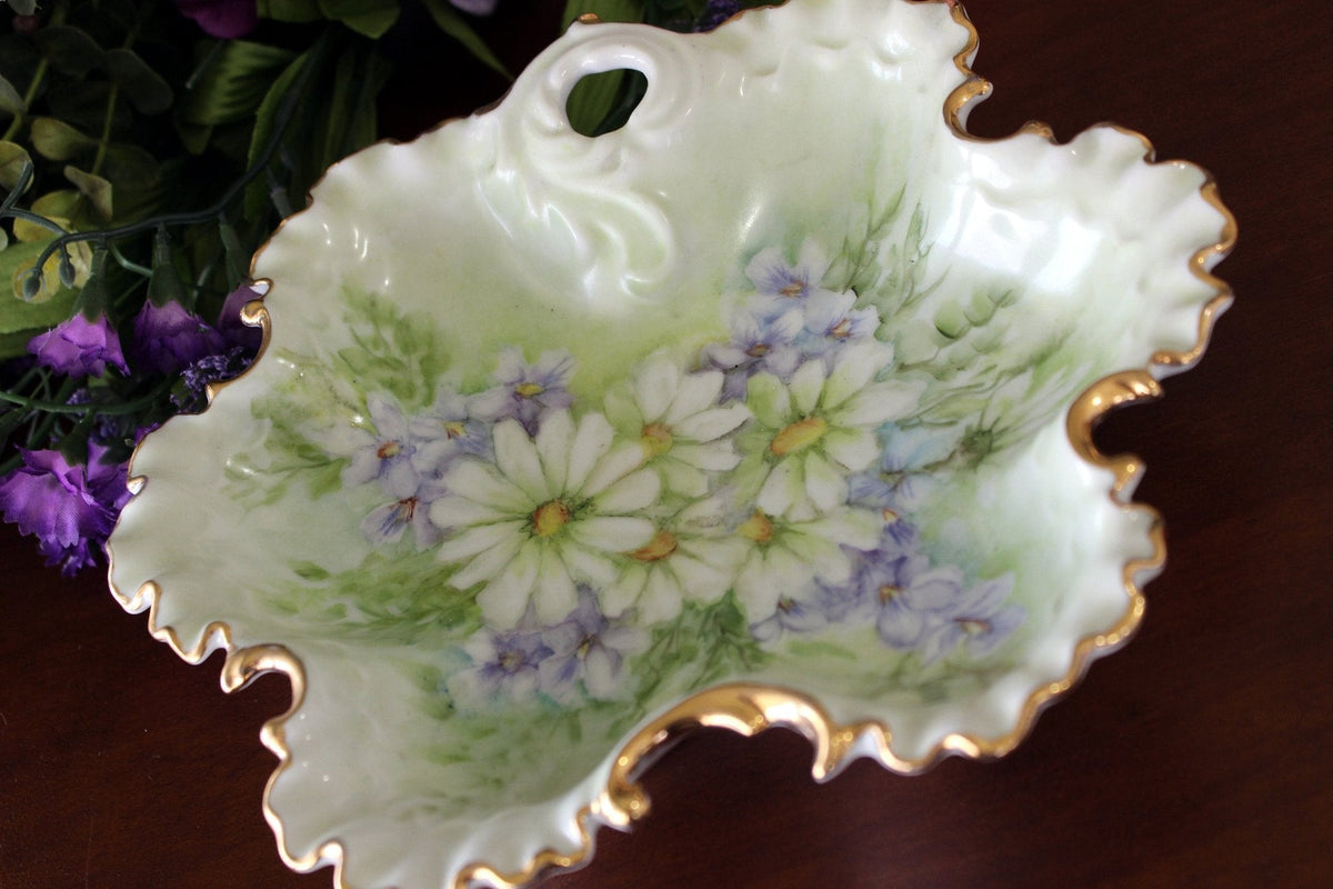 Hand Painted Fluted Dish,  8 1/2", Relish Dish, Vanity Tray, Pin Dish 16913